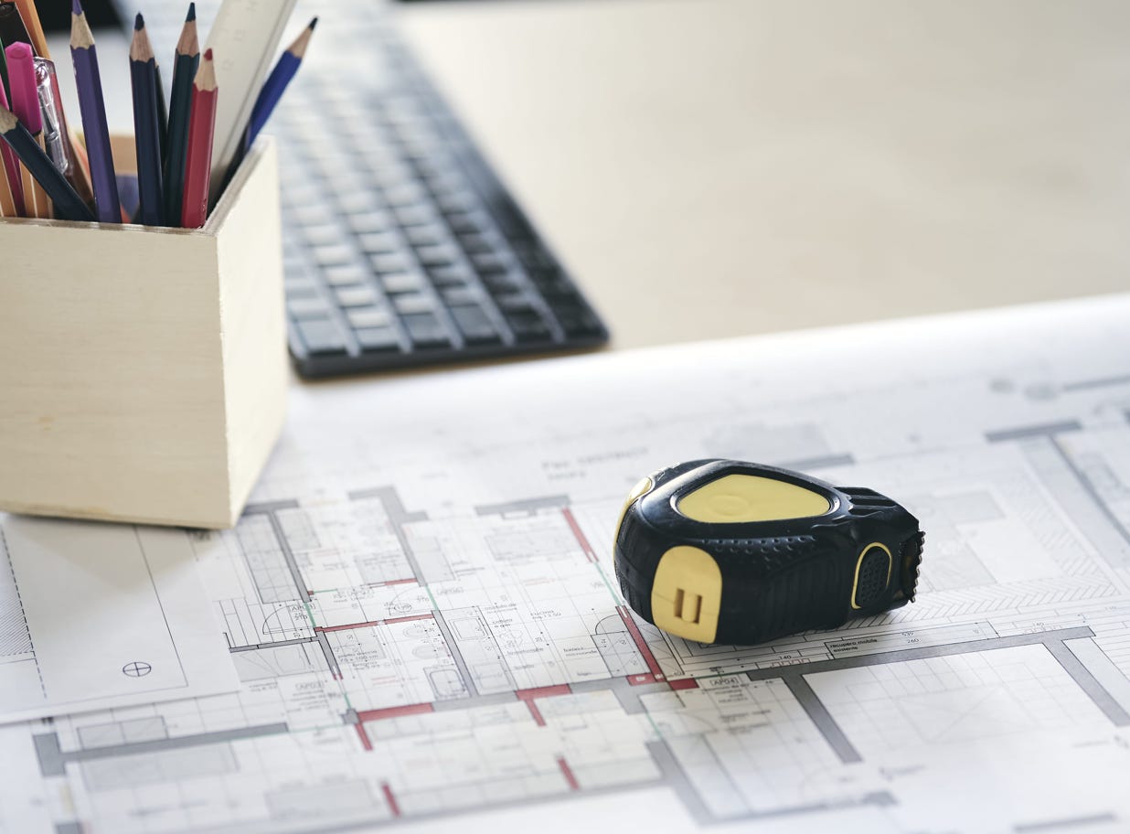 Rinnoviamo spazi abitativi e commerciali per migliorare comfort e funzionalità. Con un approccio personalizzato, Silvia Canton ripensa ogni dettaglio per ridare vita a immobili datati, aumentando il loro valore e ottimizzando la loro efficienza.